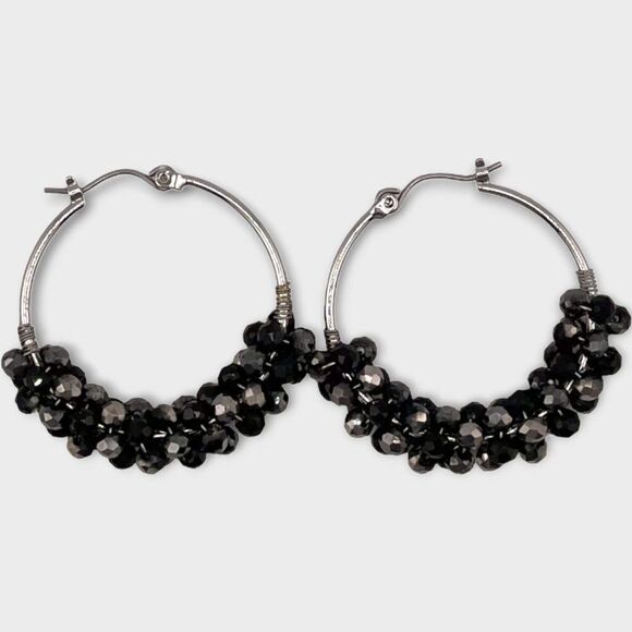 Closed Hoop Earrings Faceted Black and Gray - Picture 1 of 3